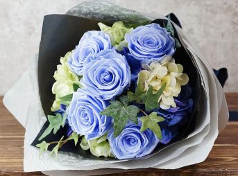 プリザーブドフラワー バラの花束／ブルー